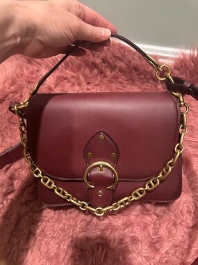 COACH Beat Bag Burgandy Wine Oxblood Leather Shoulder Crossbody Bag Purse Chain